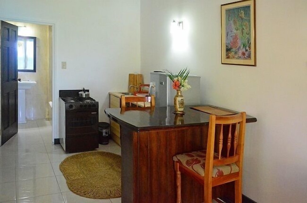 Firefly Beach Cottages and Suites 17/78