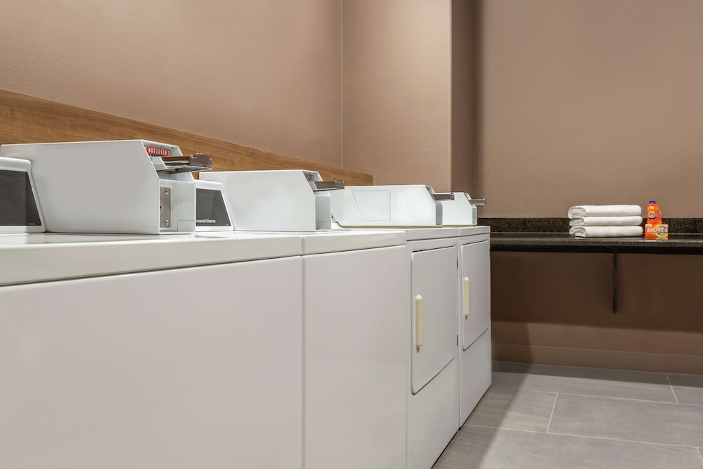 Hampton Inn & Suites Houston-Cypress Station 7/29