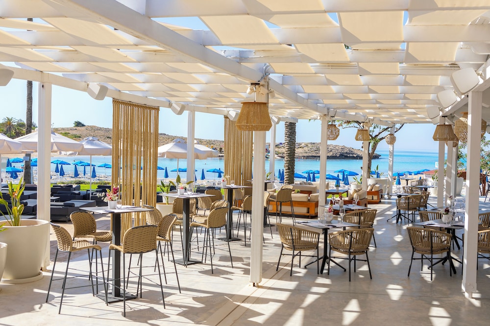 Pavlo Napa Beach Hotel 46/62