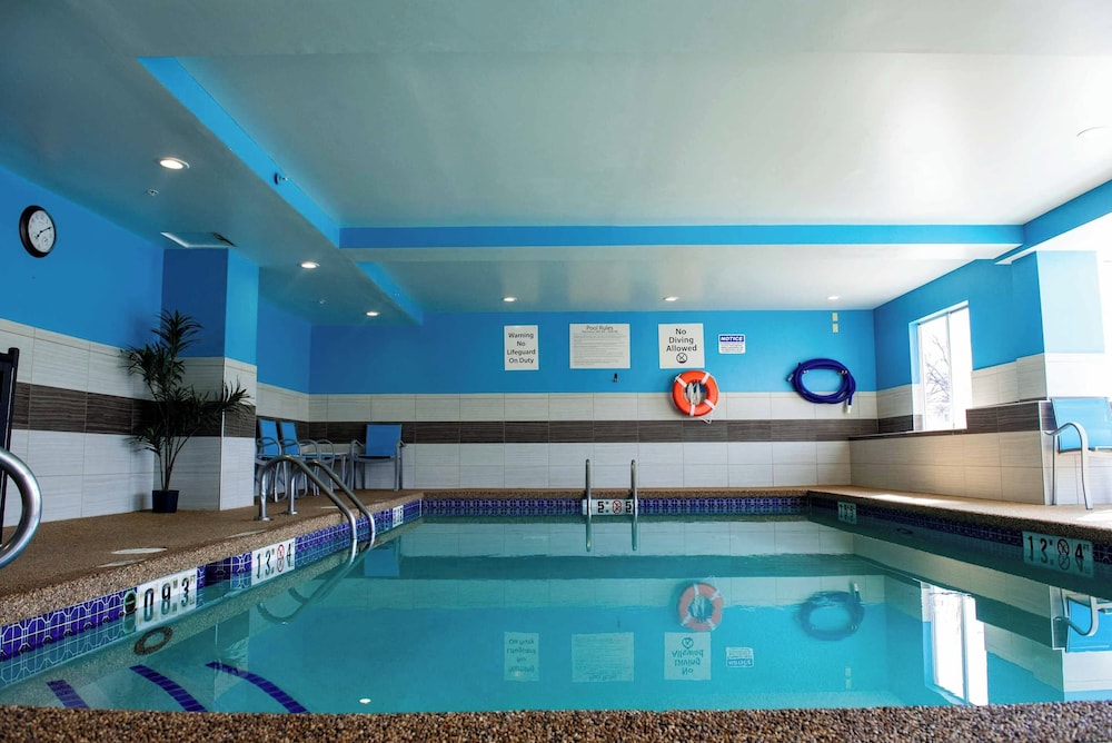 swimming pool spa