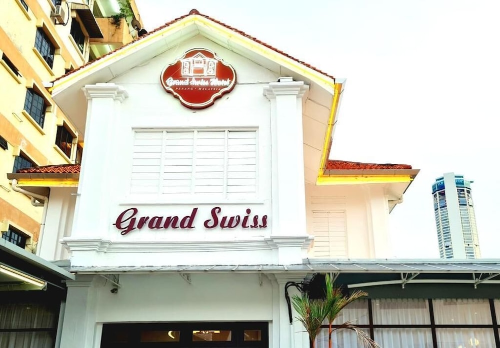 Grand Swiss Hotel 1/44