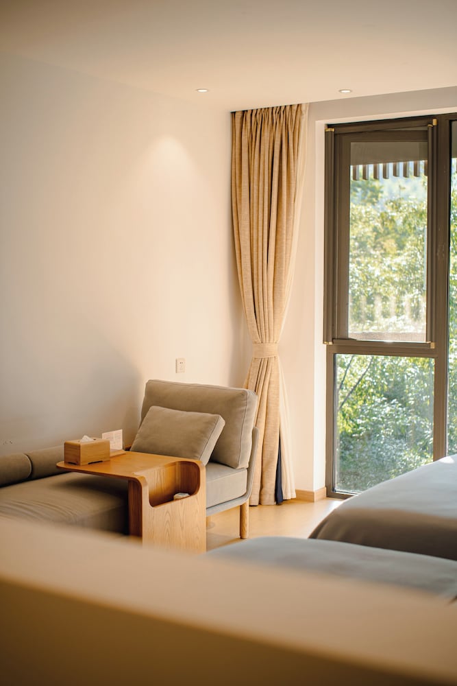 Meijie Mountain Hotspring Resort 25/43