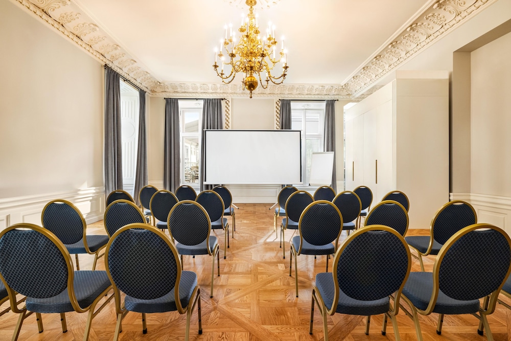 Wyndham Grand Krakow Old Town 65/72