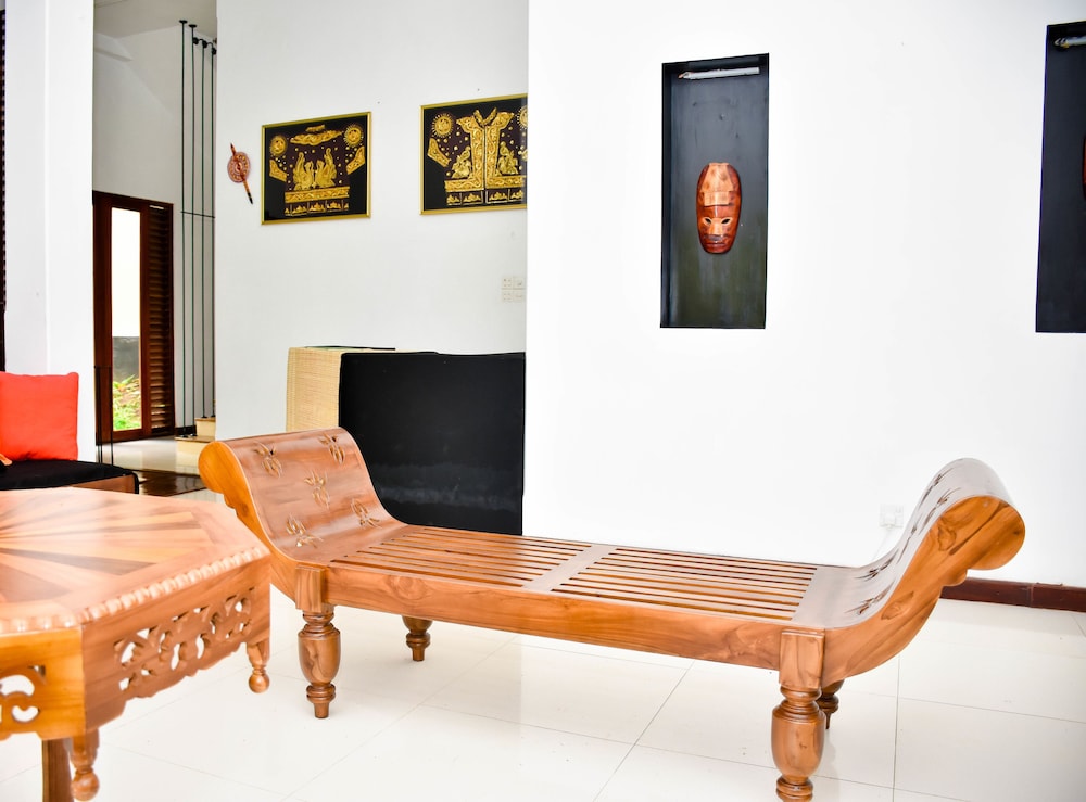 Sri Kandyan Bungalow 32/42