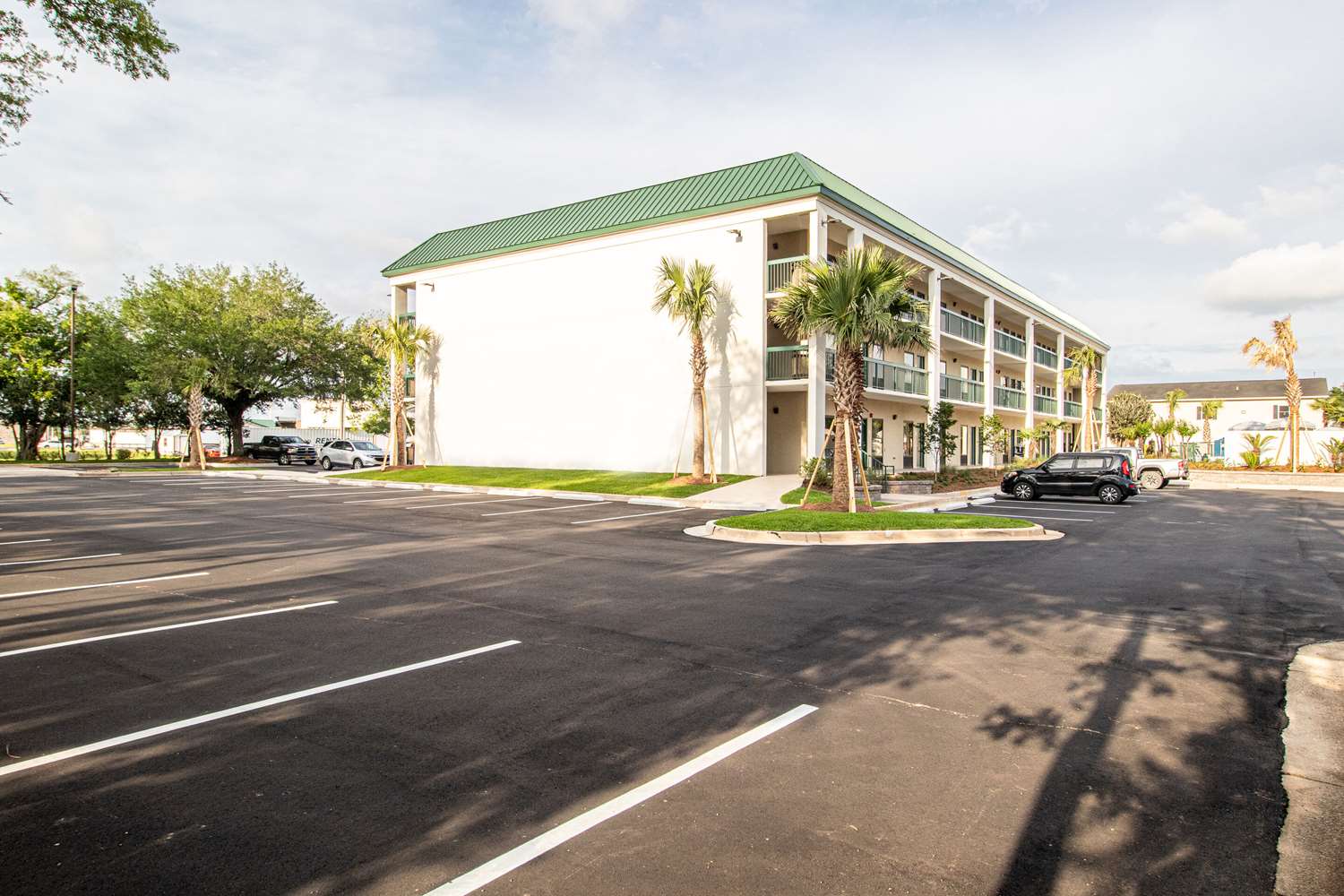 Econo Lodge Inn & Suites Foley-North Gulf Shores 36/40