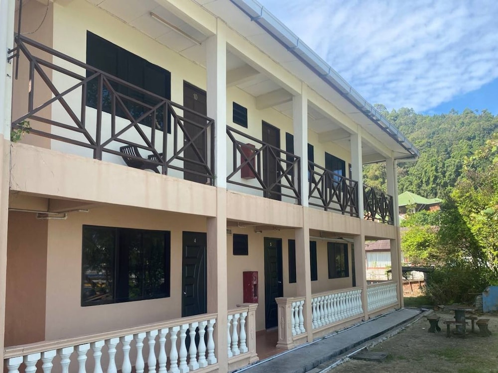 Hotel & Chalet Sportfishing Pnk Teluk Bahang 9/54