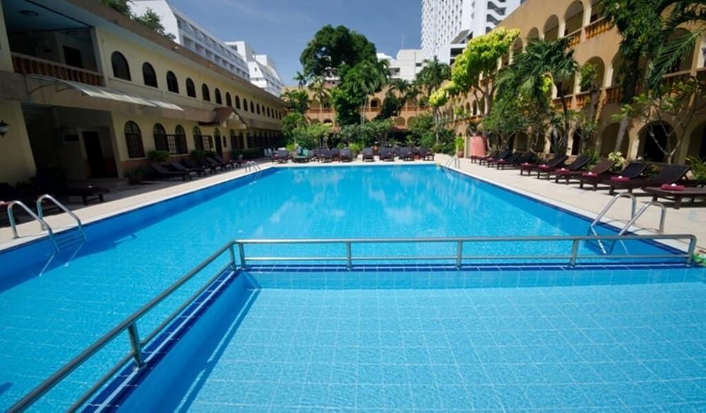 Sabai Inn 35/72
