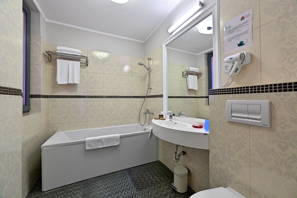 Tomis Garden Aparthotel 20/46
