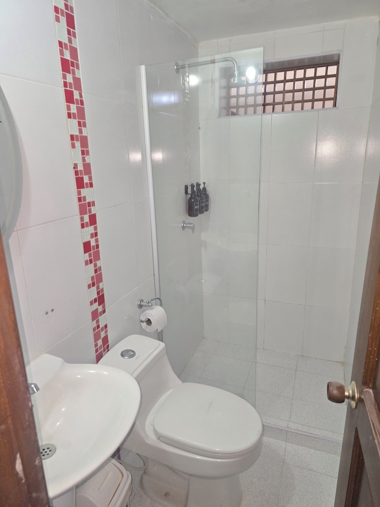 Hotel Rodadero Dorado 45/50