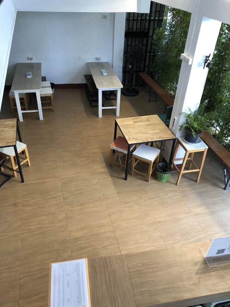 Ploy Hostel 18/34
