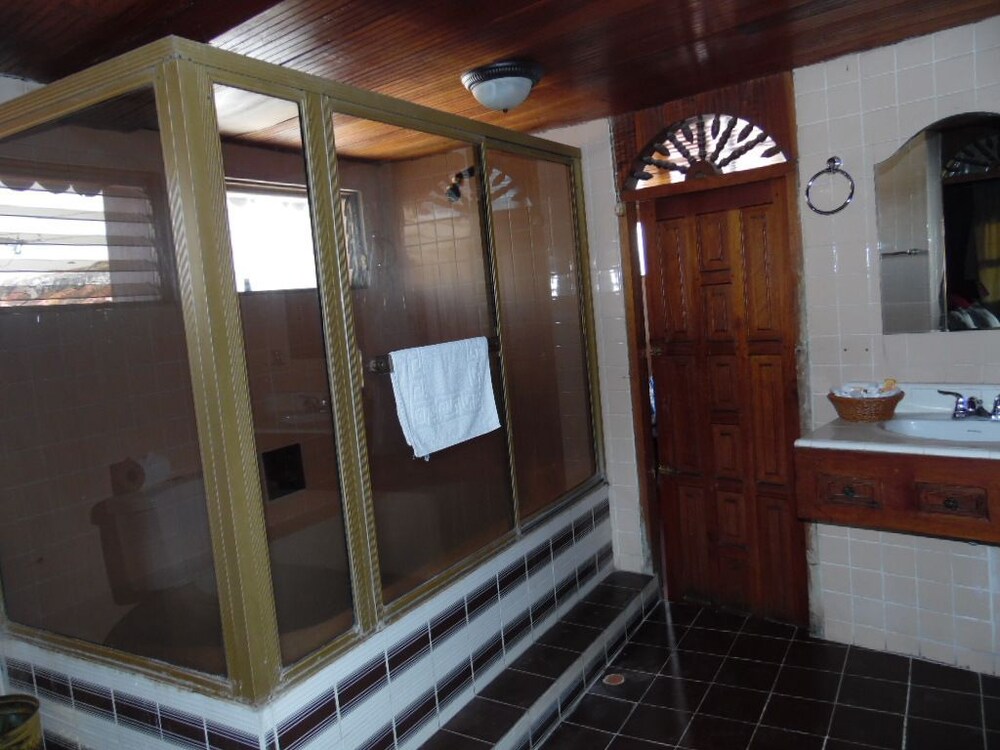 Hotel Cordoba 72/72