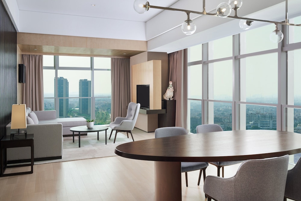 Le Meridien Zhongshan 27/38