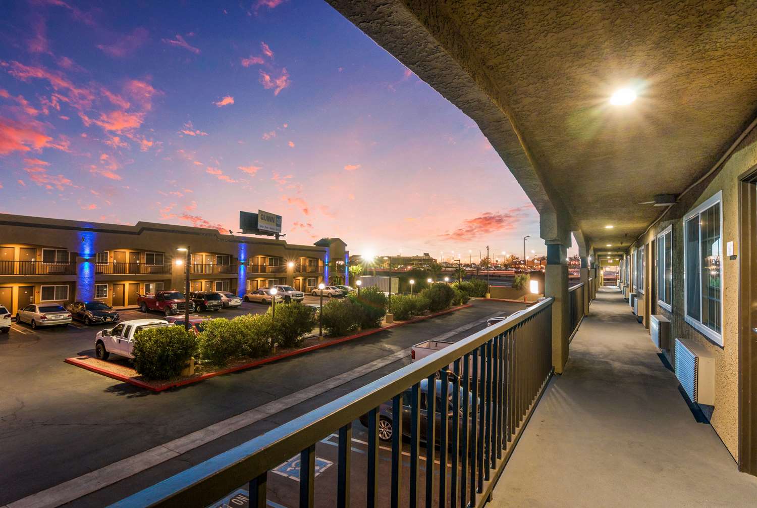 Econo Lodge Hesperia - Victorville I-15 3/43