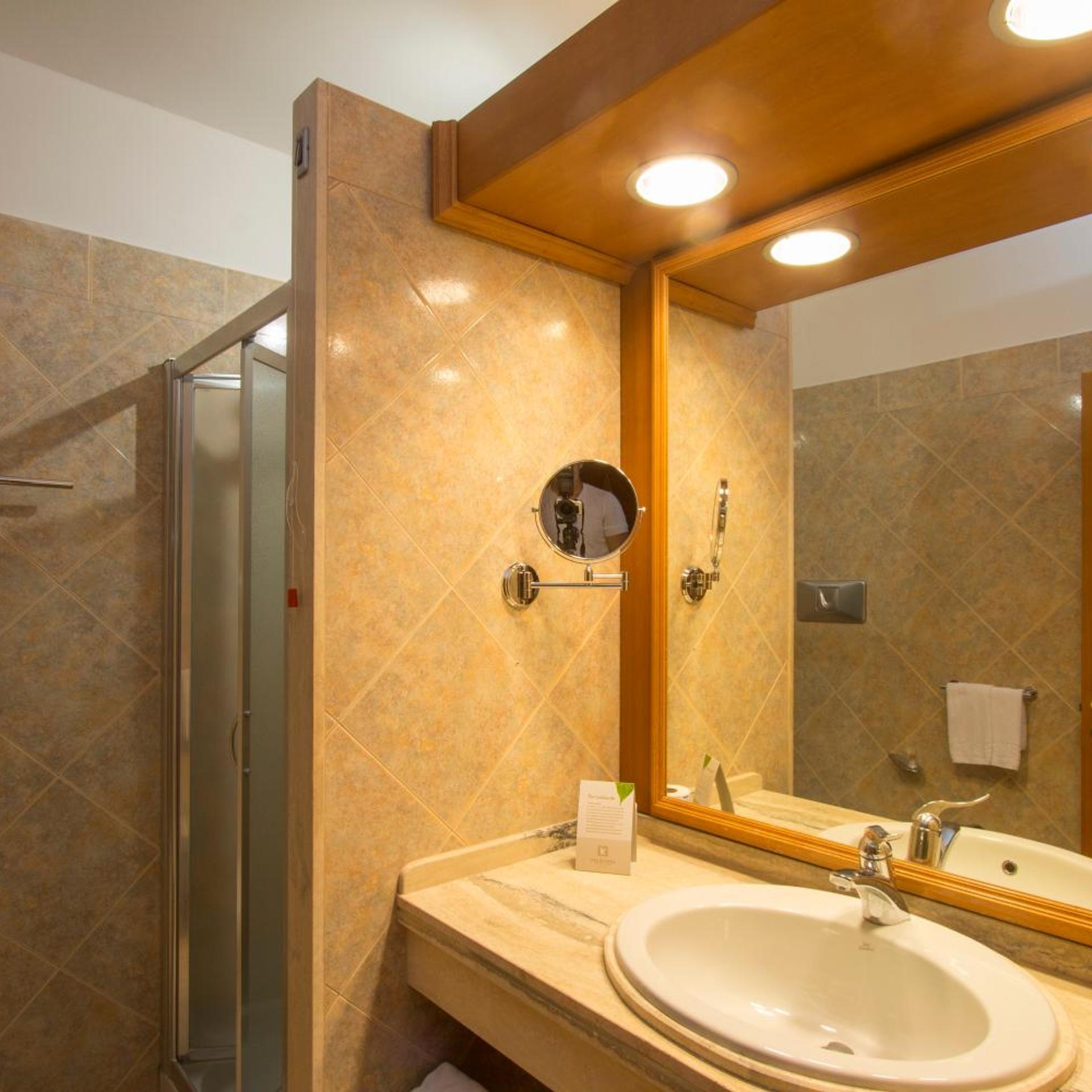 Hotel Centrale Sabaudia 37/38