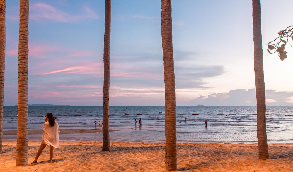 Mermaid S Beach Resort Jomtien 37/44
