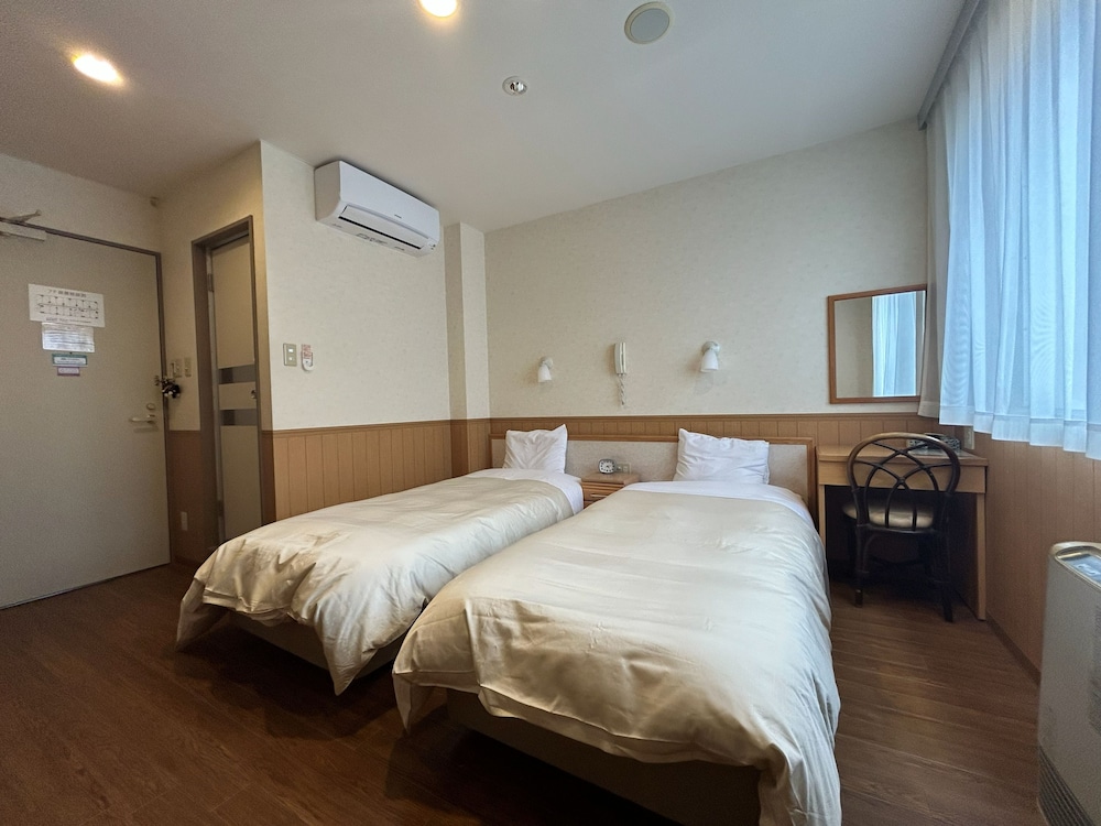Lasting Hotel 16/50