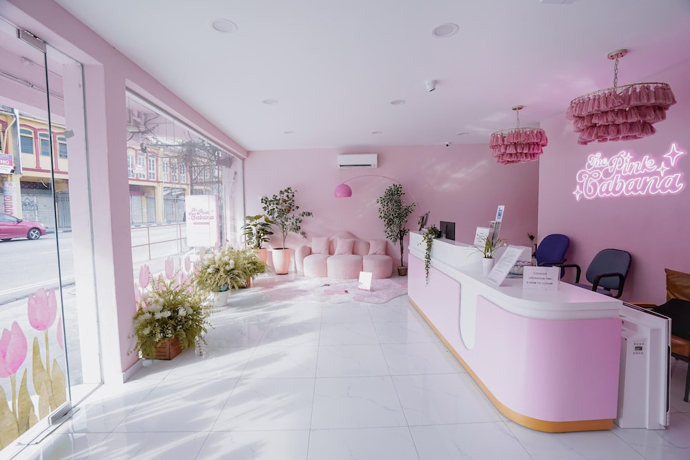 Pink Cabana Hotel 13/78