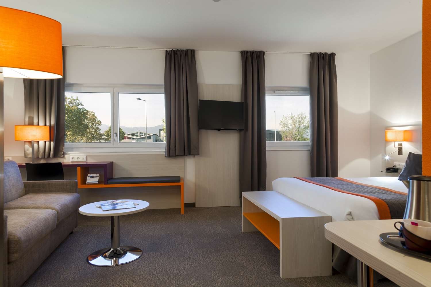 غرفة عائلية بسرير كوين مع أريكة، Best Western Colmar Expo 4/5