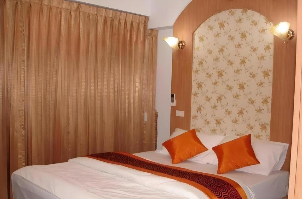 DIAMOND SWEET HOTEL 26/54