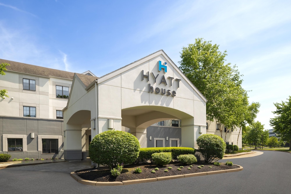 Hyatt House Boston/Burlington 8/72