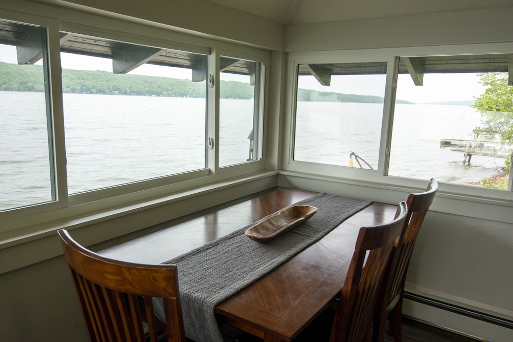 Ithaca Boat House 32/47