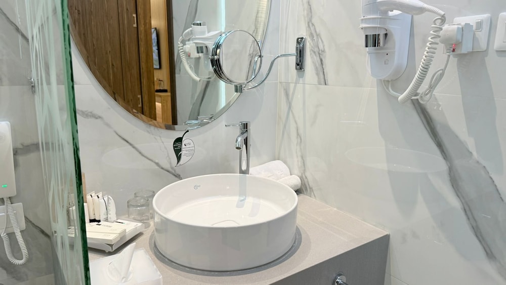 Le Reve Hotel 133/134