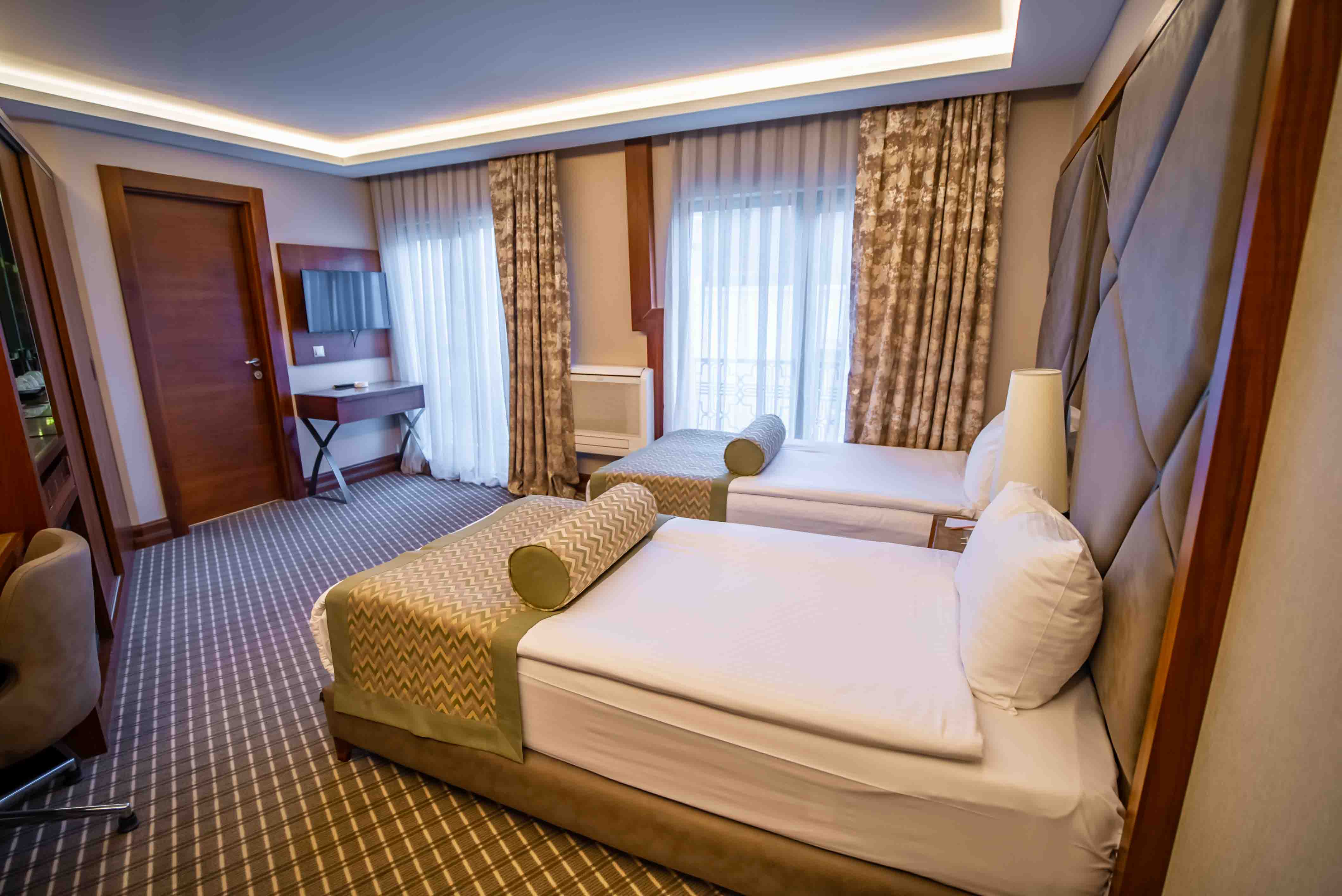 غرفة قياسية بسريرين منفصلين، Q Hotel 2/7