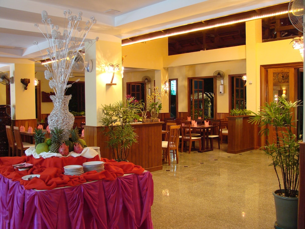 City River Hotel 39/62