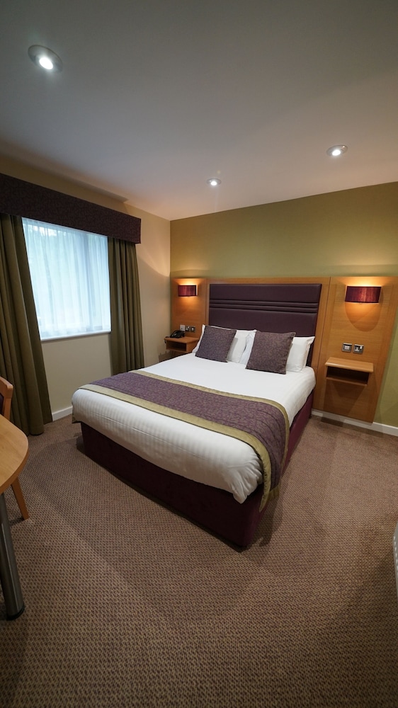 Room, Double Bed, Accessible