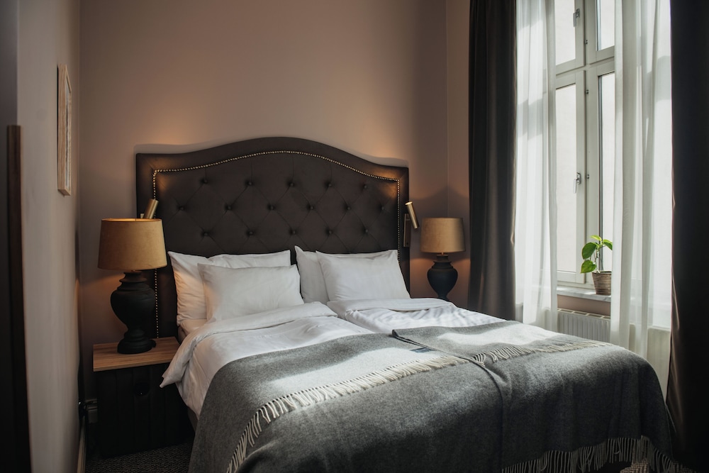 Compact, Double Bed