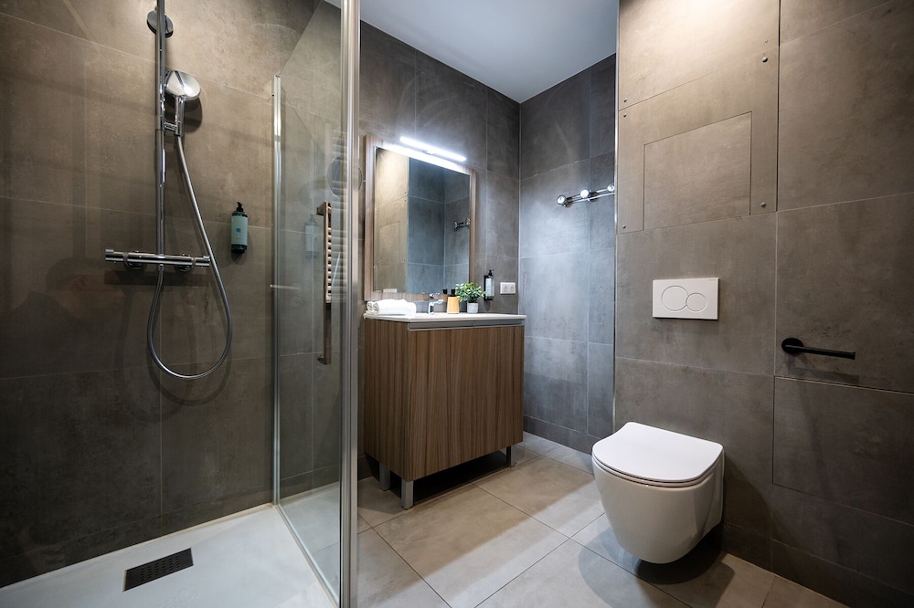 Nemea Paris Levallois 51/56