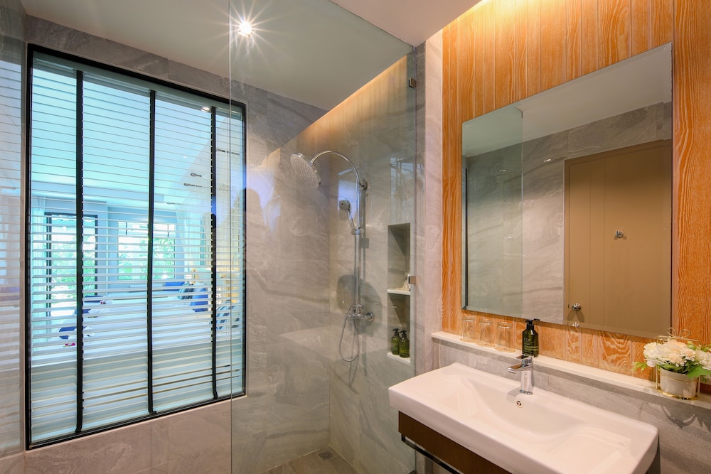 Craft Resort & Villas 65/69