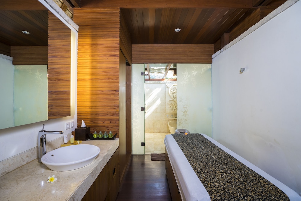 Nusa Dua Beach Hotel & Spa - Handwritten Collection 73/73