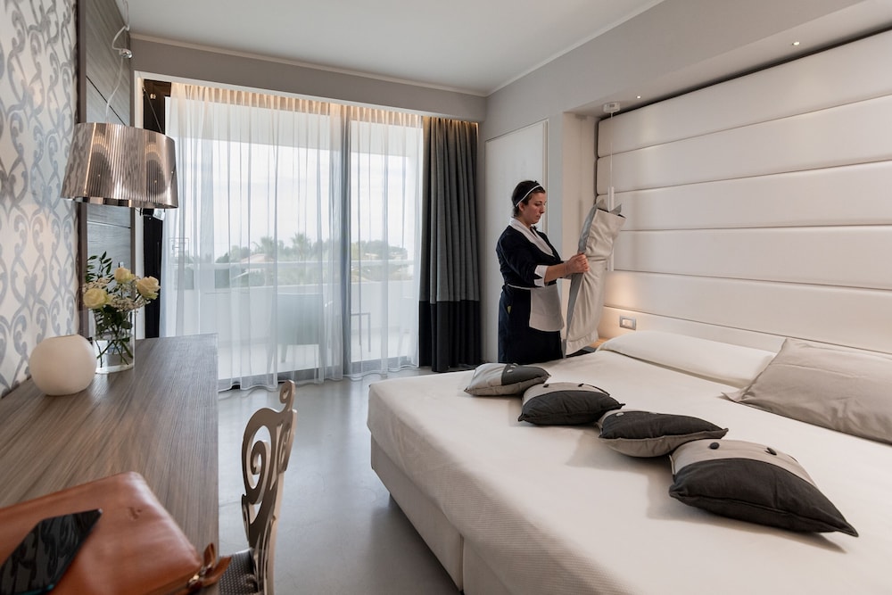 Mec Paestum Hotel 20/73