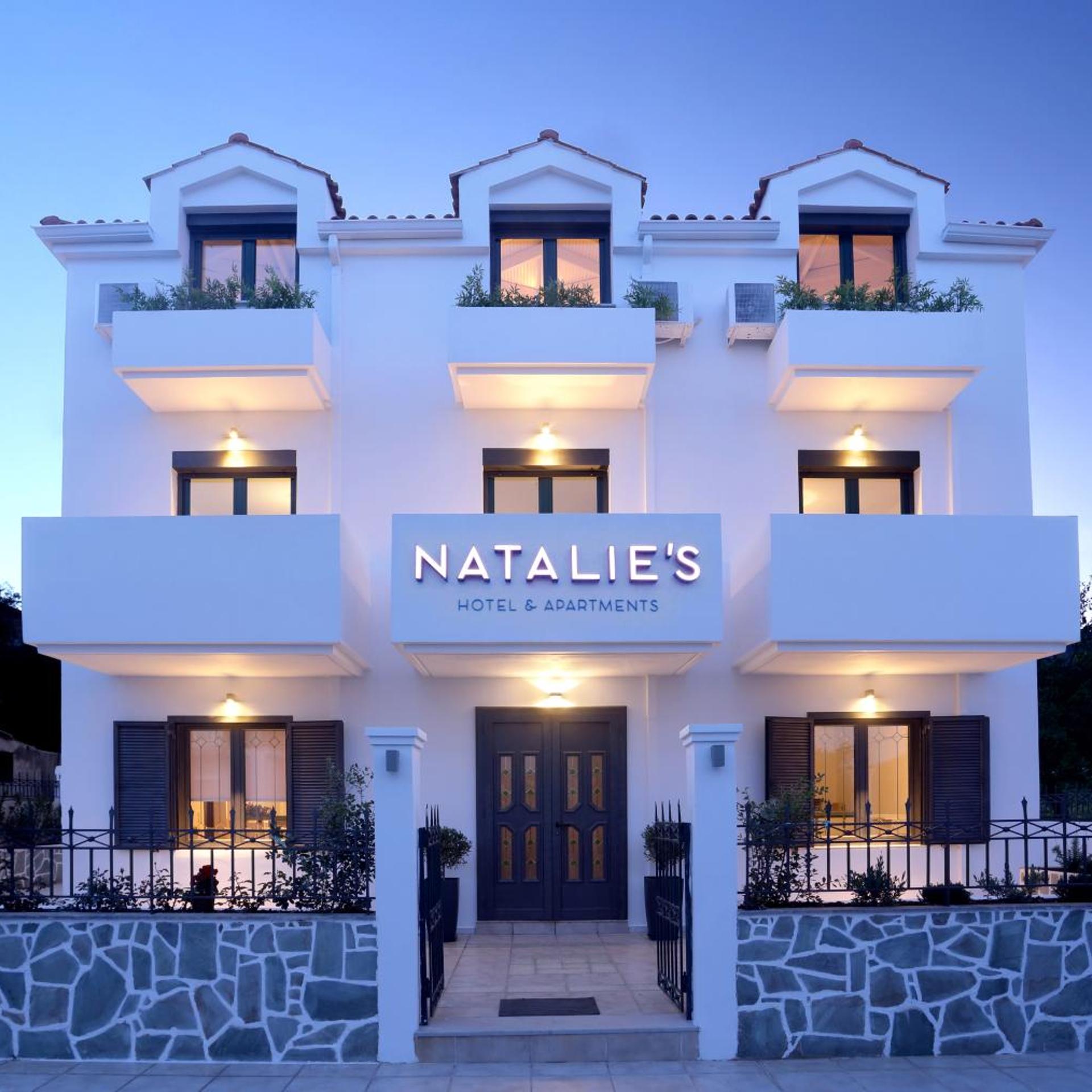 Natalies Hotel and Apartments 2/54