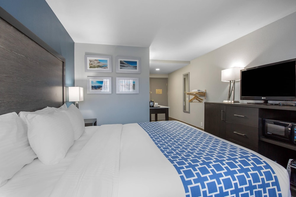 Cielo Hotel Bishop-Mammoth, an Ascend Collection Hotel 16/50