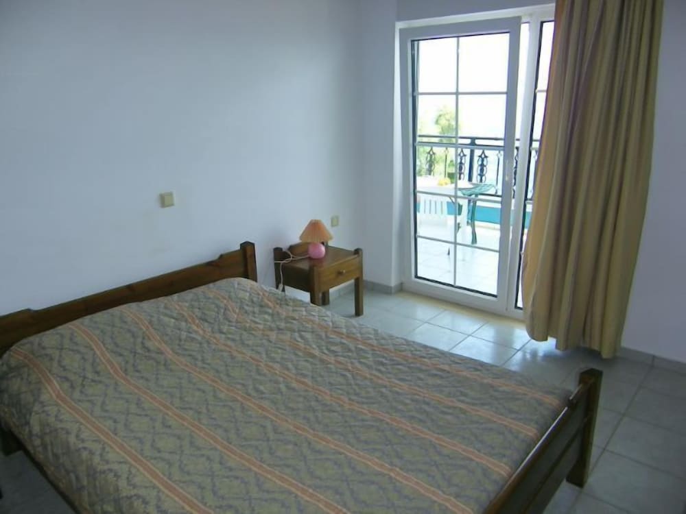 1 BEDROOM, APARTMENT