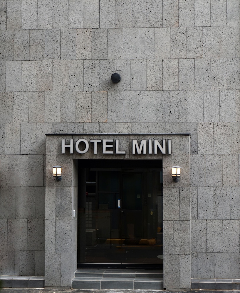 Hotel Mini 2/38