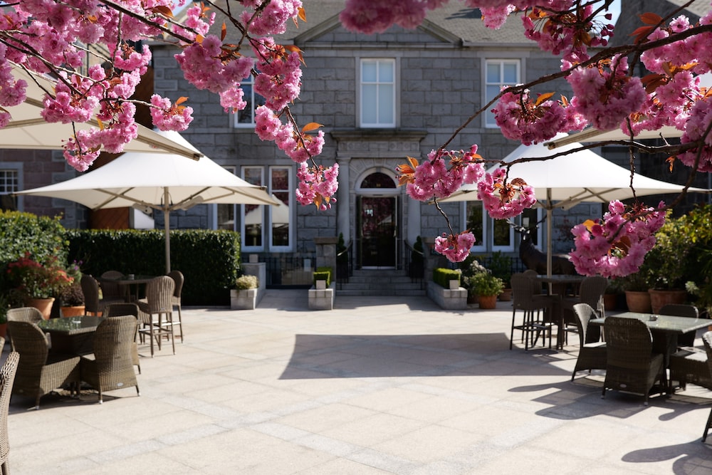 The Chester Hotel 7/49