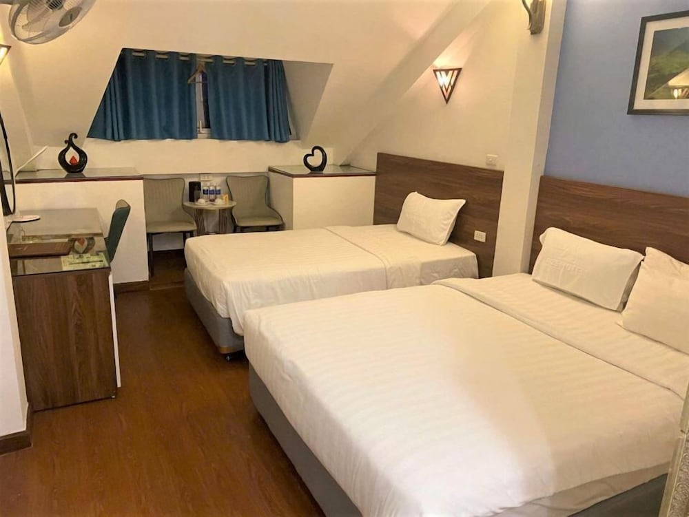 A25 Hotel Hang Non 17/49
