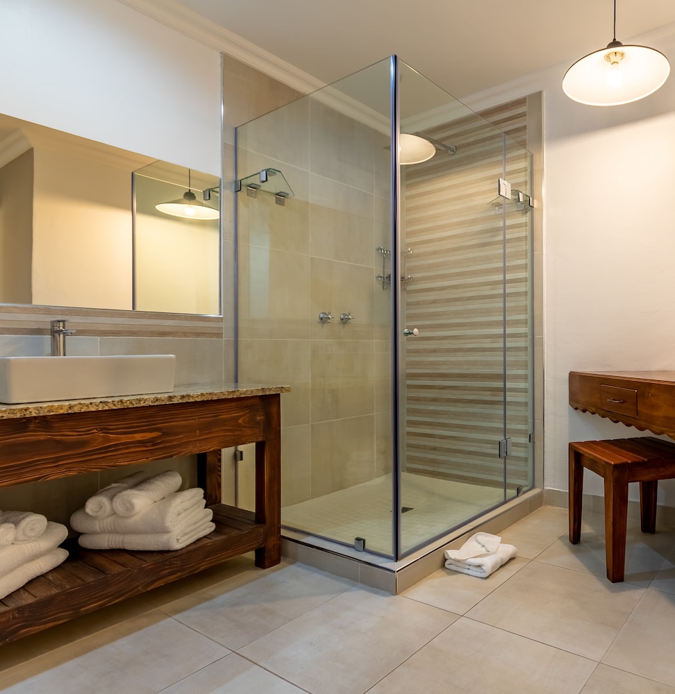 Little Pilgrims Boutique Hotel 48/50