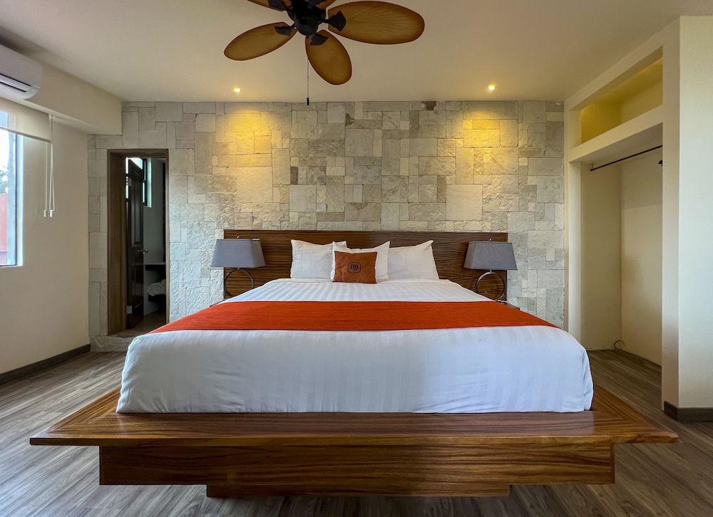 Master, Junior, King Bed, Terrace