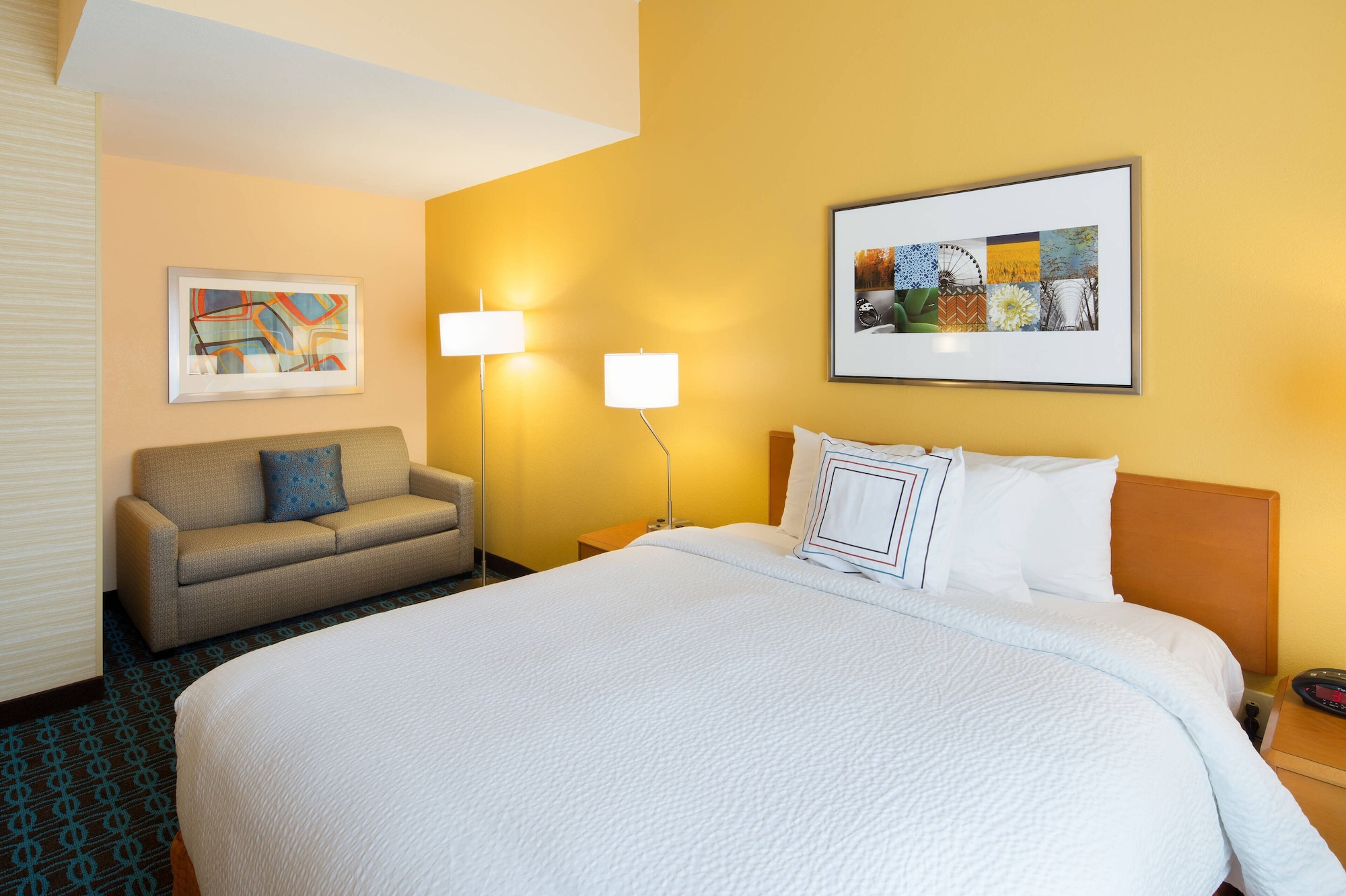 Room at Fairfield Inn Suites San Antonio Airport North Star Mall, SAN ANTONIO - TX