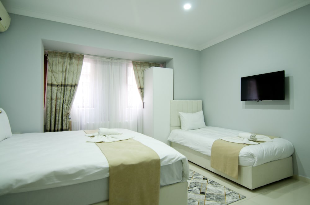 Istanbul Palace Hotel 19/40