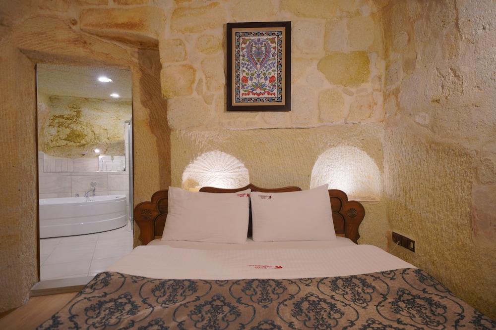 غرفة سوبيريور بسرير كوين، FAIRYLAND CAVE HOTEL 4/7