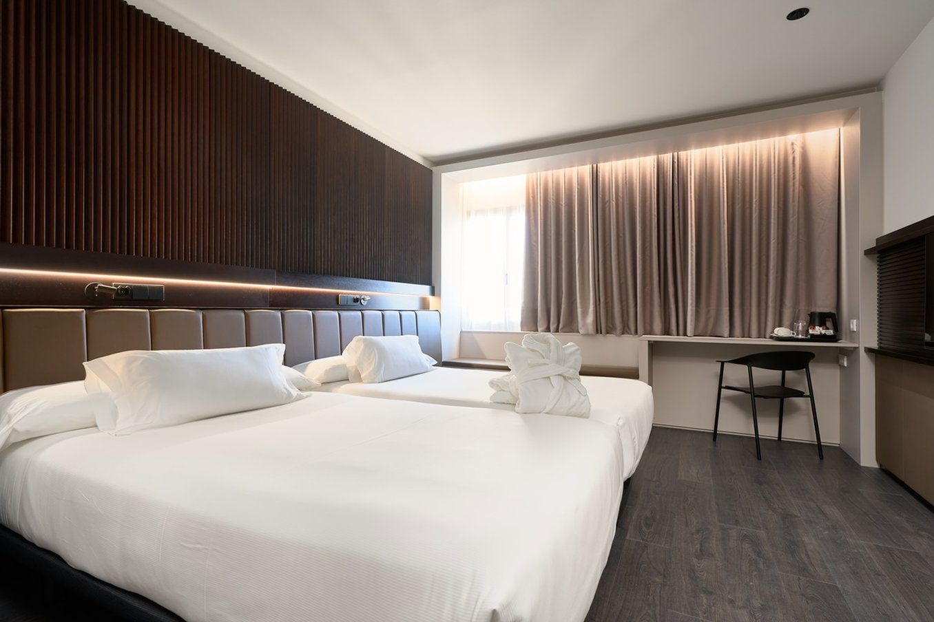 Becquer Hotel 17/59