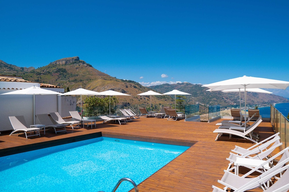 Hotel Villa Fiorita 1/66