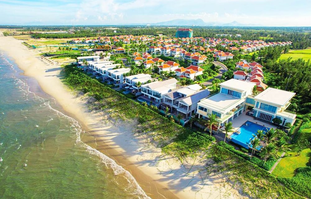 S - Ocean Luxury Villas Danang 37/50