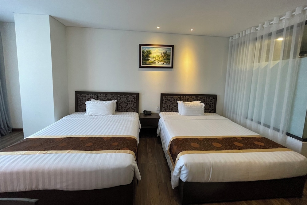 Danaciti Hotel 19/68
