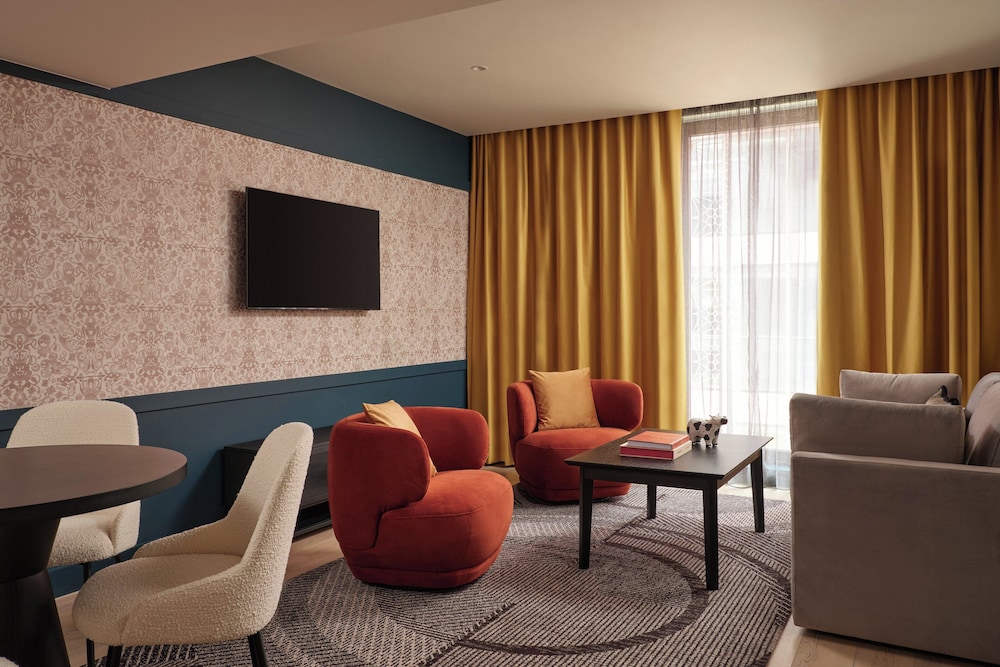 Hotel Indigo Gloucester - The Forum by IHG 36/50